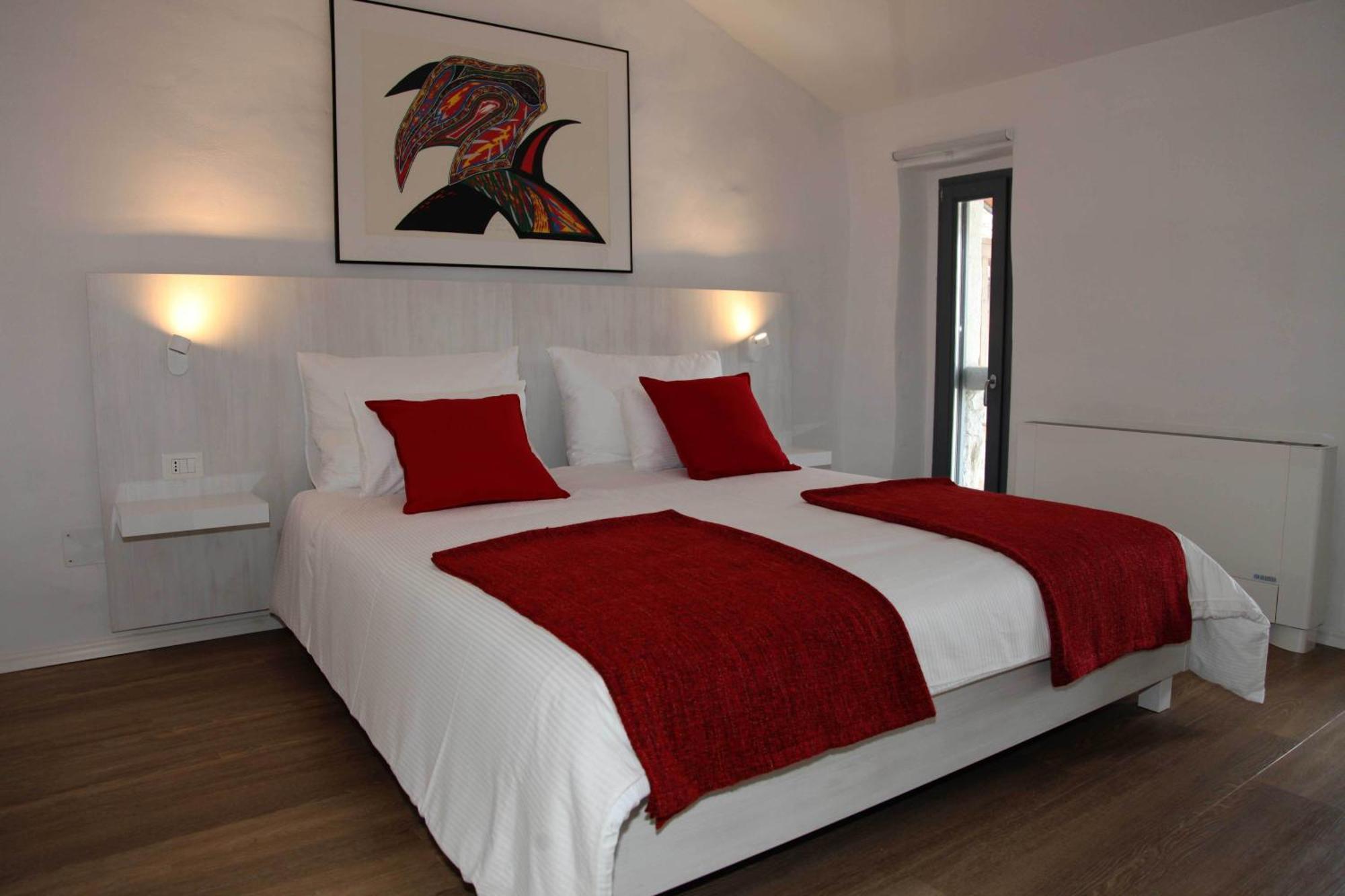 דוברובו Boutique Hotel Dvor חדר תמונה