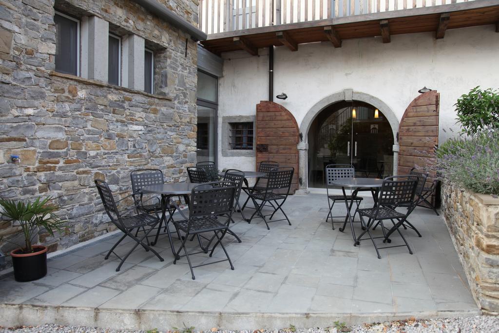 דוברובו Boutique Hotel Dvor מראה חיצוני תמונה