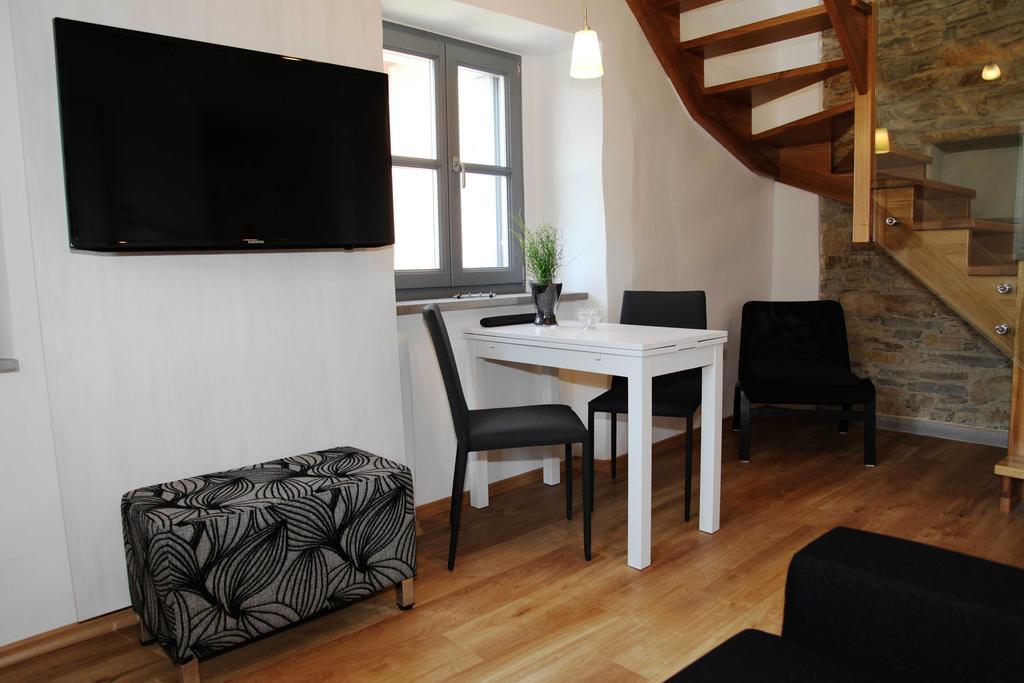דוברובו Boutique Hotel Dvor חדר תמונה