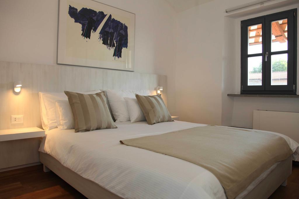 דוברובו Boutique Hotel Dvor חדר תמונה