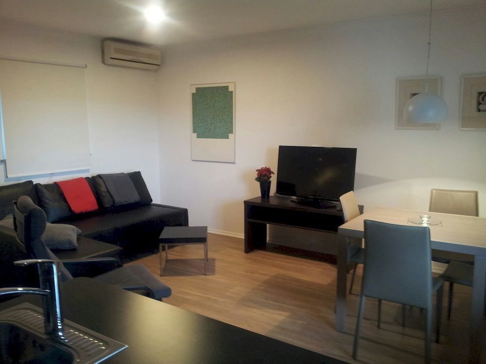 דוברובו Boutique Hotel Dvor מראה חיצוני תמונה